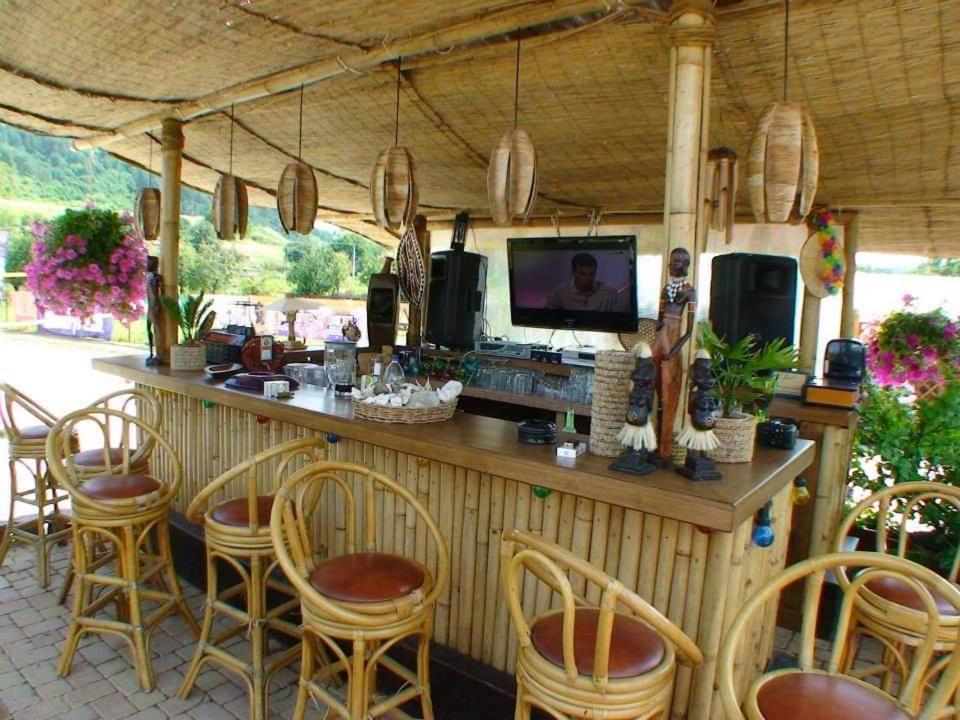 Holiday Vendeghaz Es Szabadidokert Jardanhaza Εξωτερικό φωτογραφία